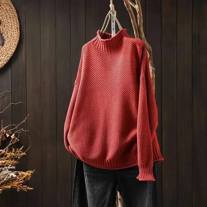 Dámský oversized svetr s kulatým výstřihem a strukturovaným úpletem
