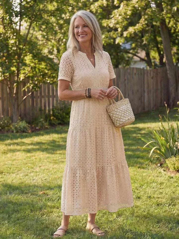 Vestito midi elegante da donna con scollo a V e vita aderente