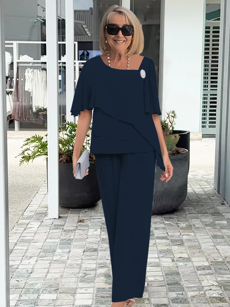 Elegantní a ležérní dámská dvoudílná souprava