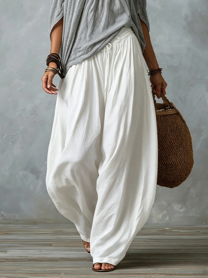 Bohemian Outfit for Women: Loose Top and Wide-Leg Pants