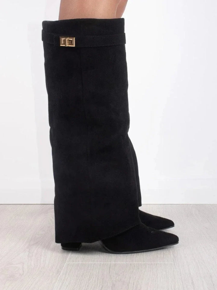 Bottes Femme en Suède avec Détails Métalliques Distinctifs
