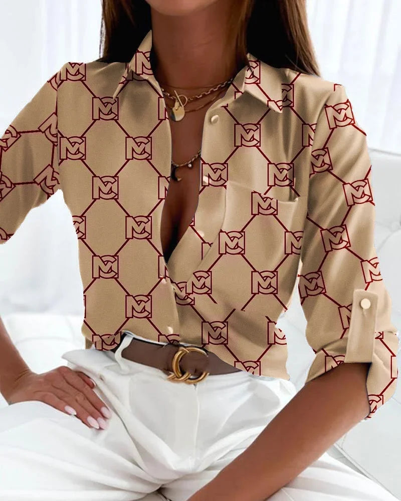 Dámská halenka s elegantním potiskem a límečkem