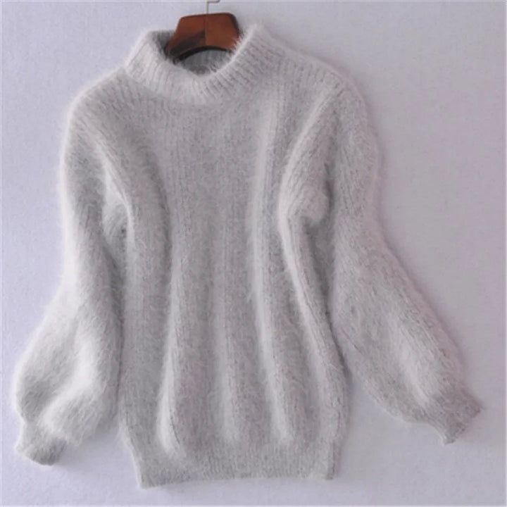 Pull femme à col montant en maille moelleuse