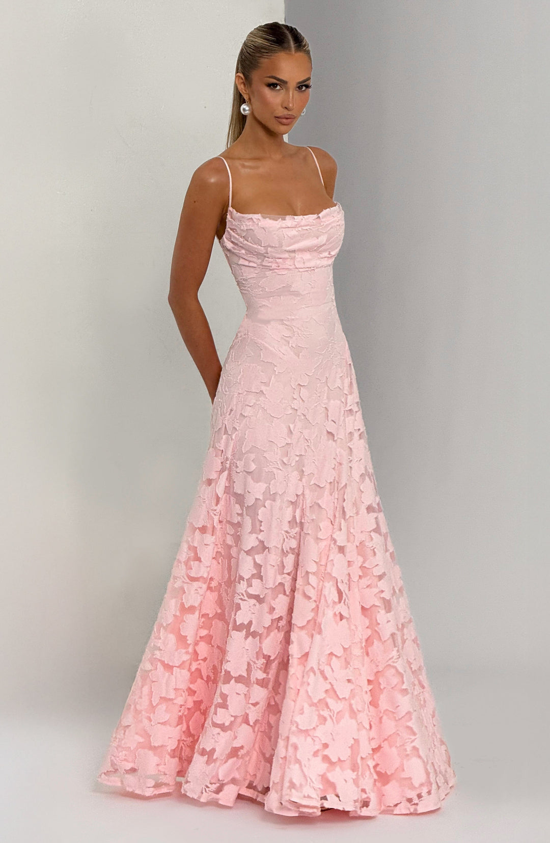 Robe Longue en Dentelle à Fines Bretelles Pour Femme