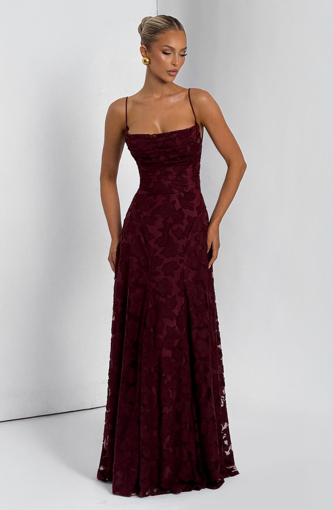Robe Longue en Dentelle à Fines Bretelles Pour Femme