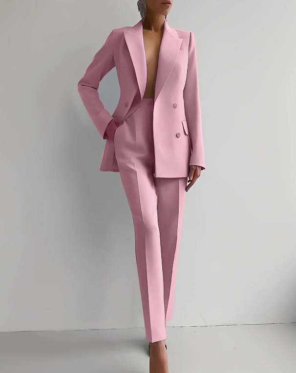 Tailleur da donna con blazer doppiopetto e pantaloni