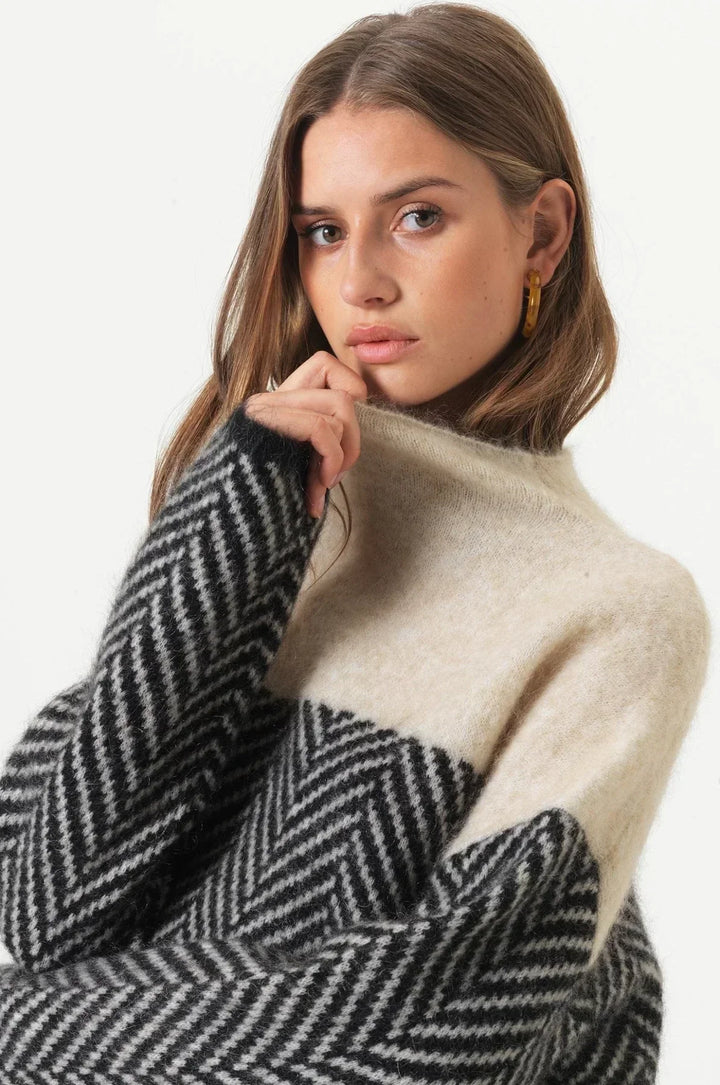 Maglione da donna in maglia con motivo a chevron, vestibilità comoda