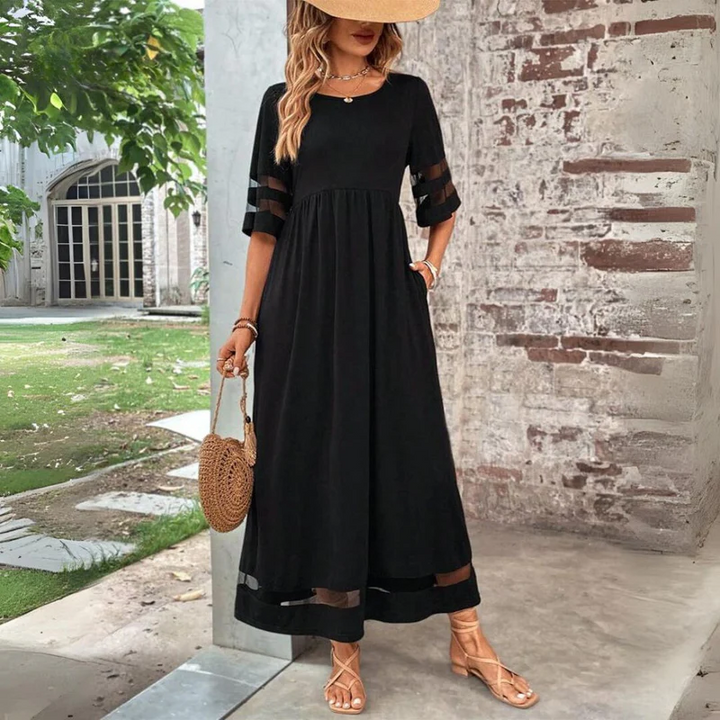 Robe Longue Pour Femme à Manches 3/4 et Détails de Finitions Transparentes