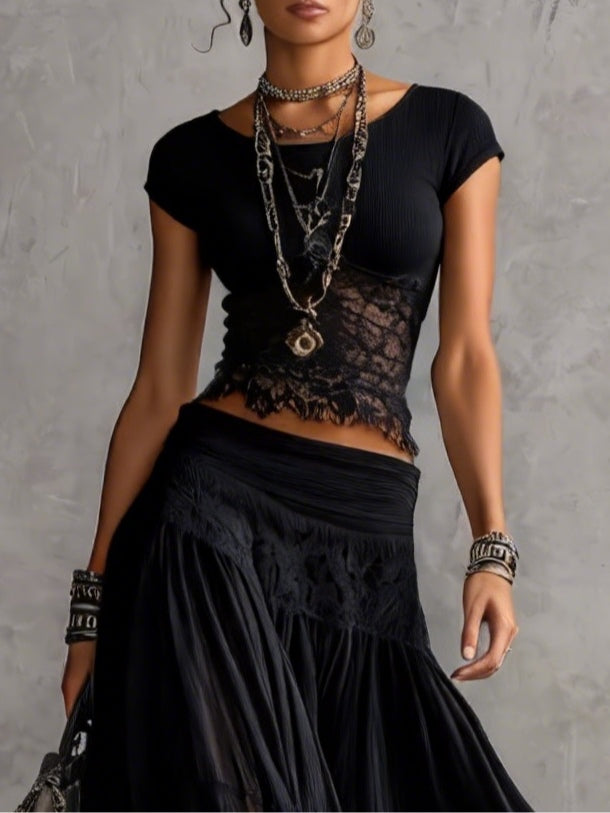 Ensemble Femme Bohème avec Haut en Dentelle et Jupe Longue Fluide