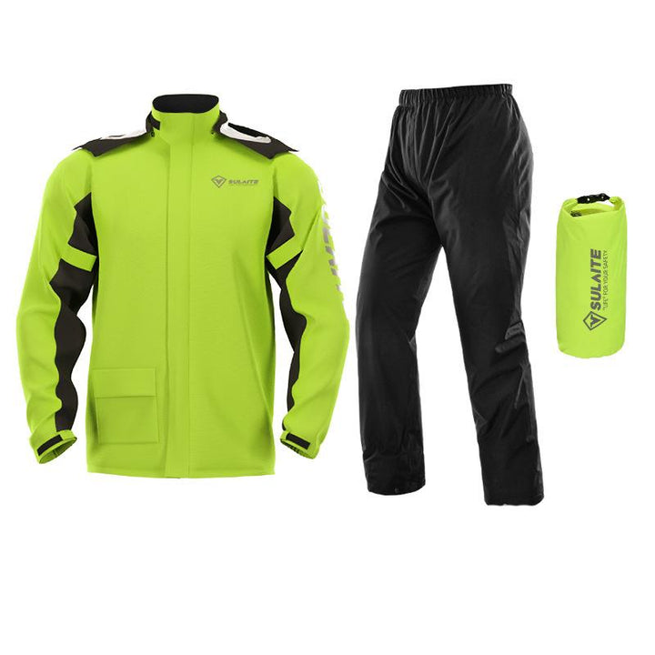 Completo da uomo con giacca e pantaloni impermeabili