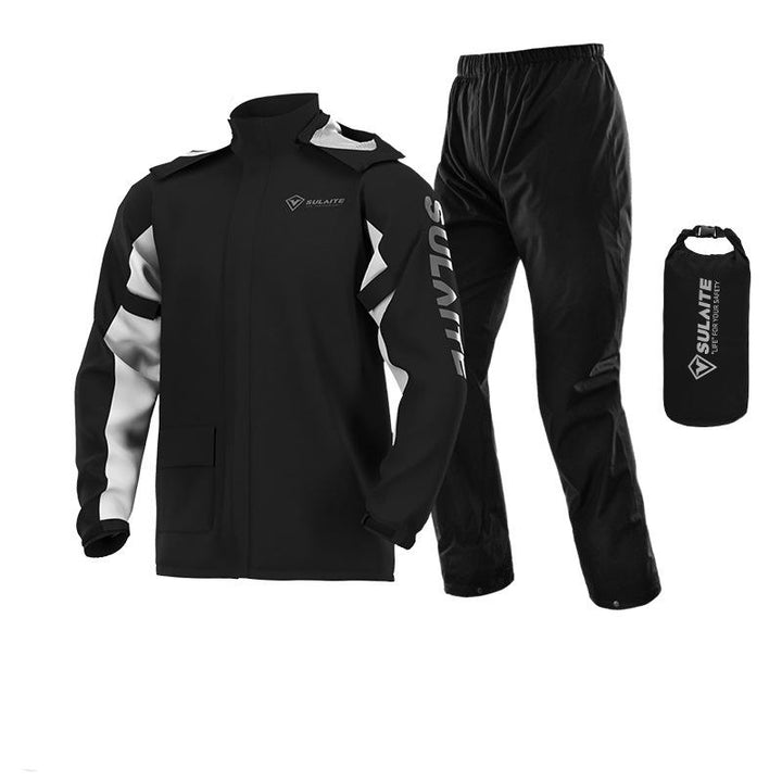 Completo da uomo con giacca e pantaloni impermeabili