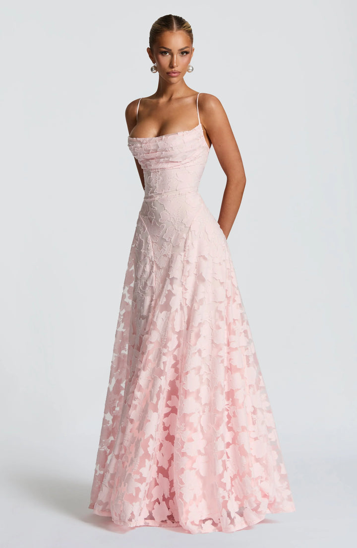 Robe longue femme avec bretelles fines et motifs floraux
