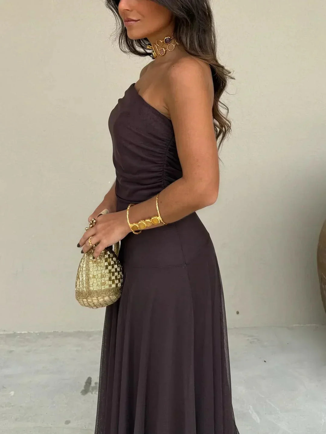 Robe longue épaules nues marron femme