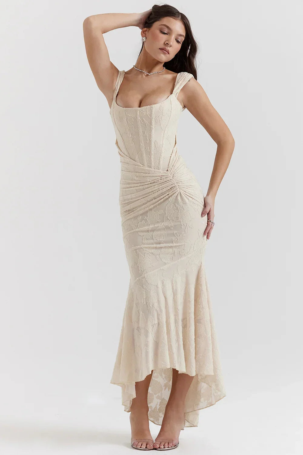 Elegantní midi šaty ve stylu mořské panny na ramínka pro ženy