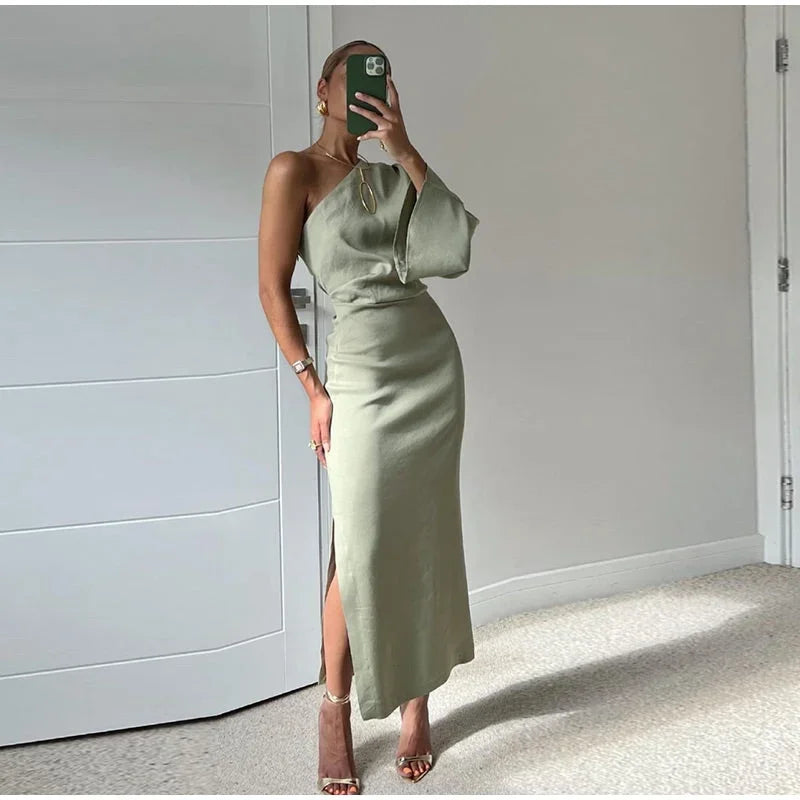 Vestito midi verde monospalla da donna