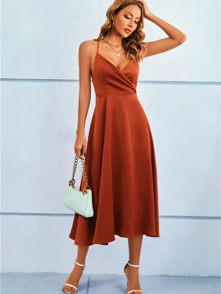 Robe midi satinée col V pour femme