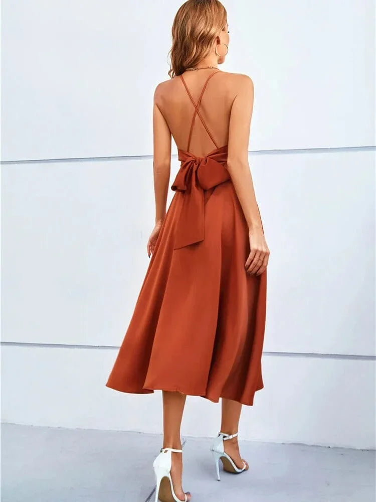 Robe midi satinée col V pour femme