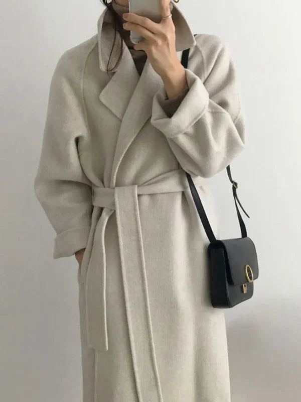 Manteau Long Femme Ceinturé à Revers Élégant