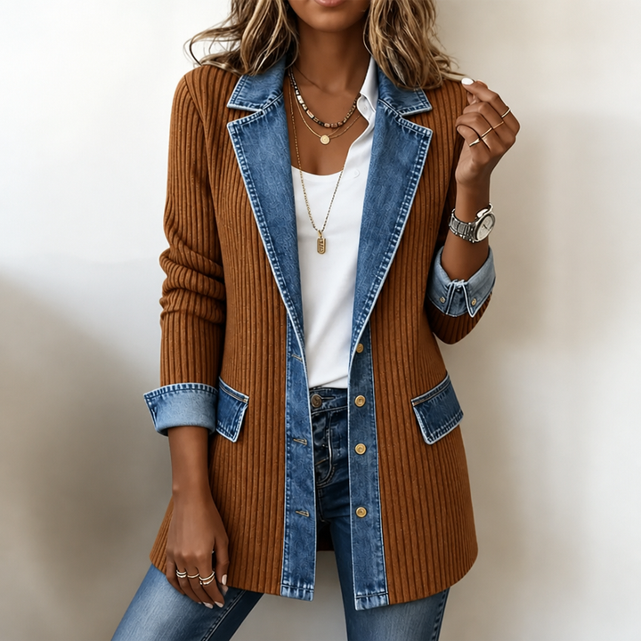 Gilet da donna in maglia a coste con inserti in denim