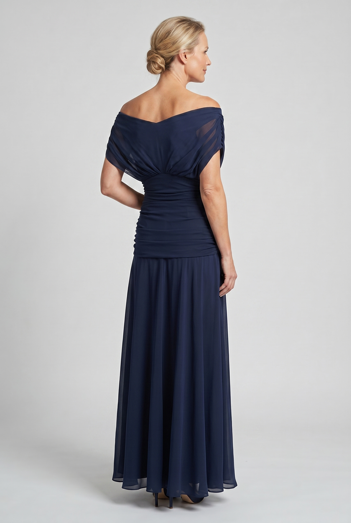 Abito lungo drappeggiato con scollo a V da donna