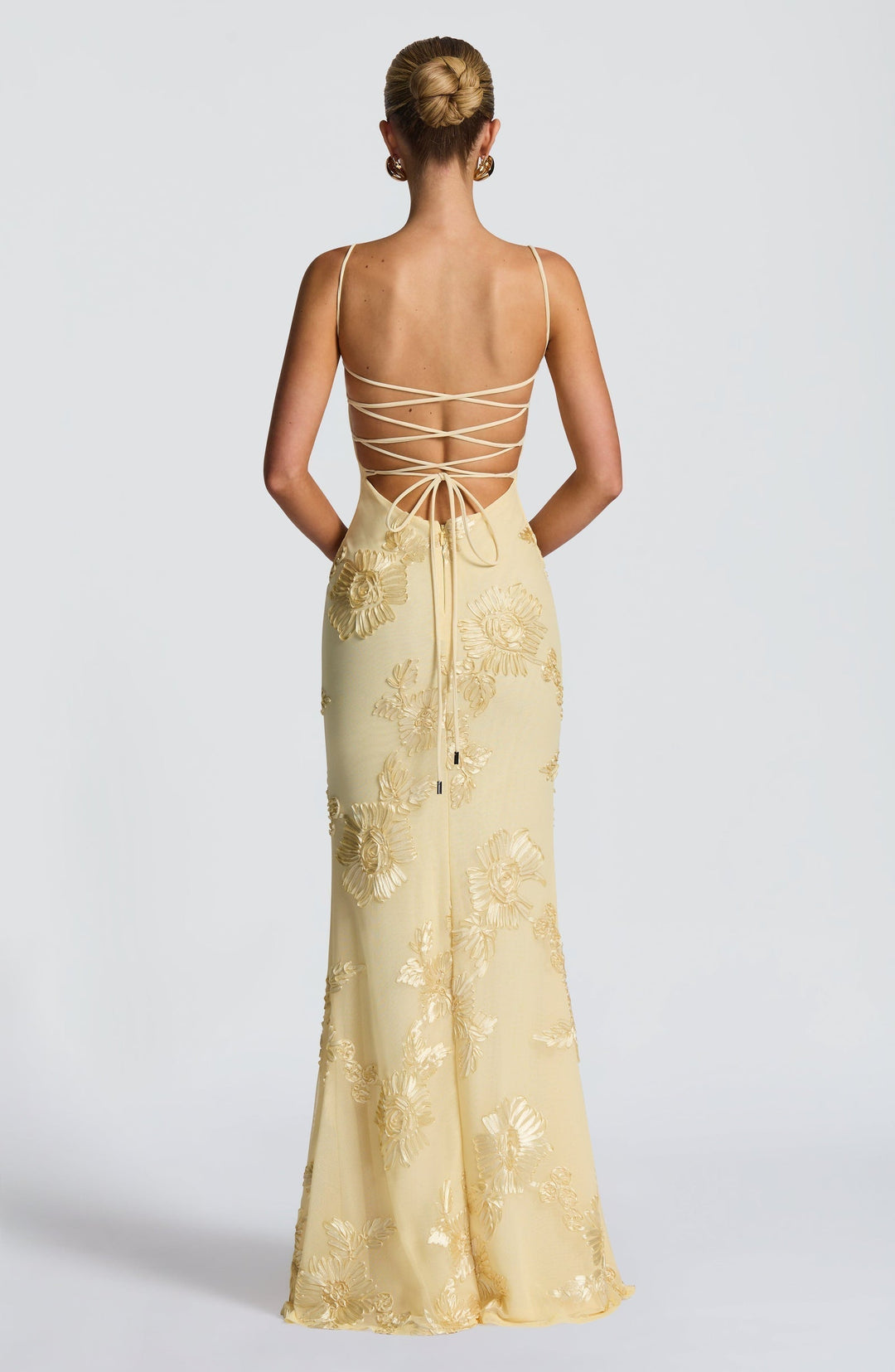 Elegant Long Women's Mermaid-Cut Dress in Floral Lace