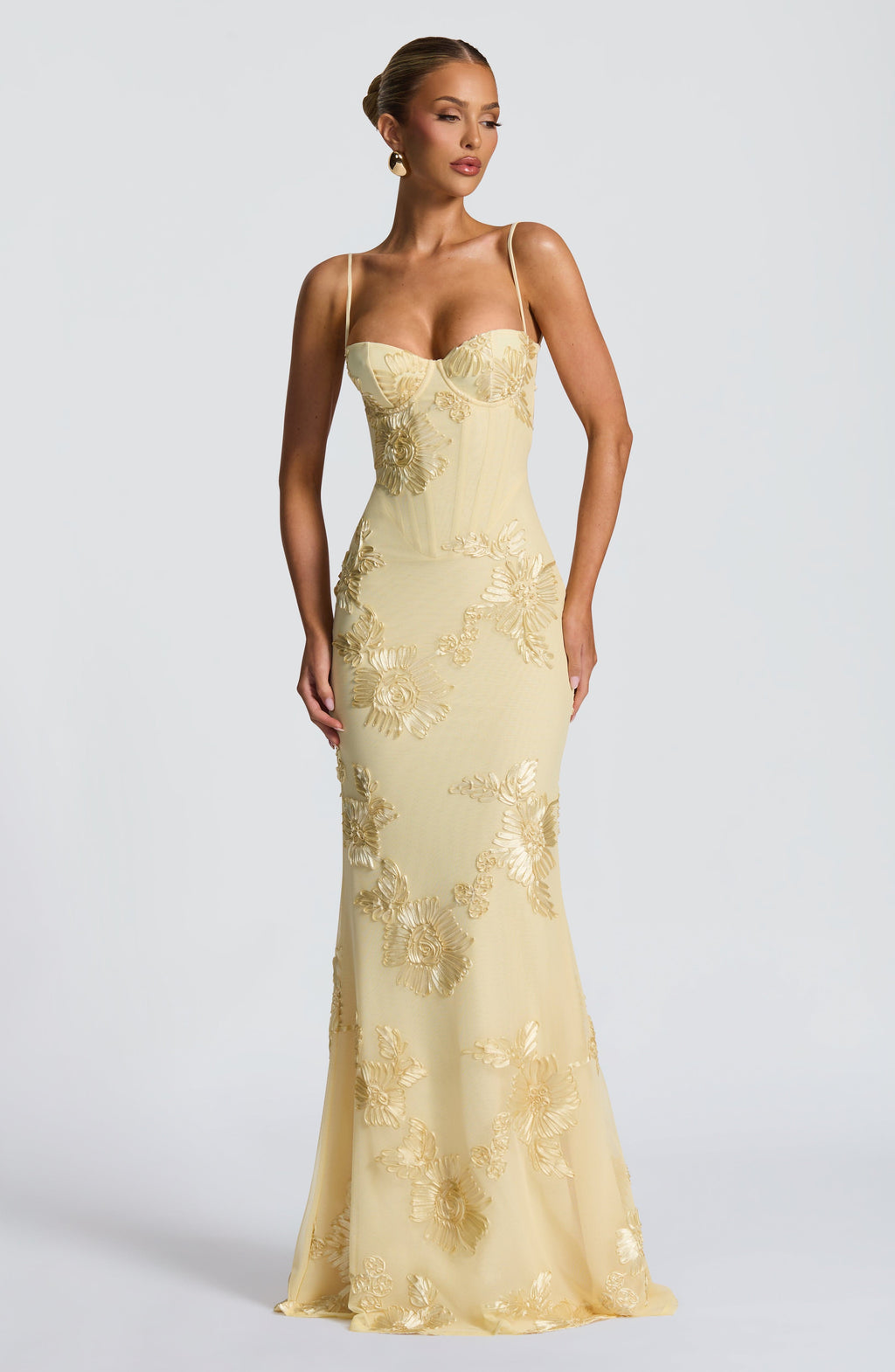 Elegant Long Women's Mermaid-Cut Dress in Floral Lace
