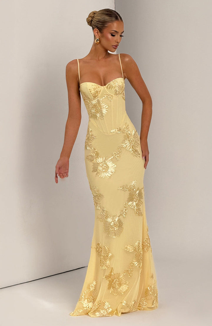 Elegant Long Women's Mermaid-Cut Dress in Floral Lace