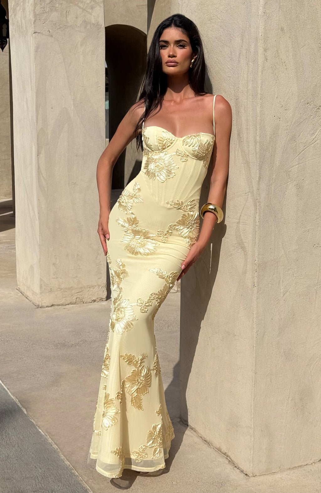 Elegant Long Women's Mermaid-Cut Dress in Floral Lace